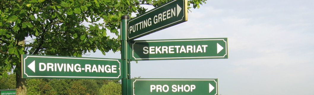 Golf-walking_act-front.jpg